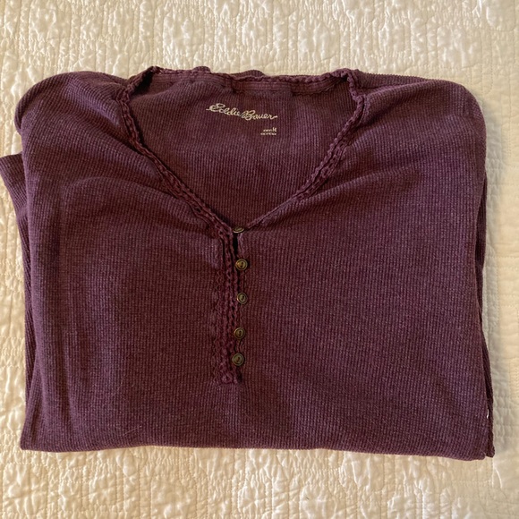 Women’s pretty plum colored Eddie Bauer long sleeve shirt. - Picture 2 of 6